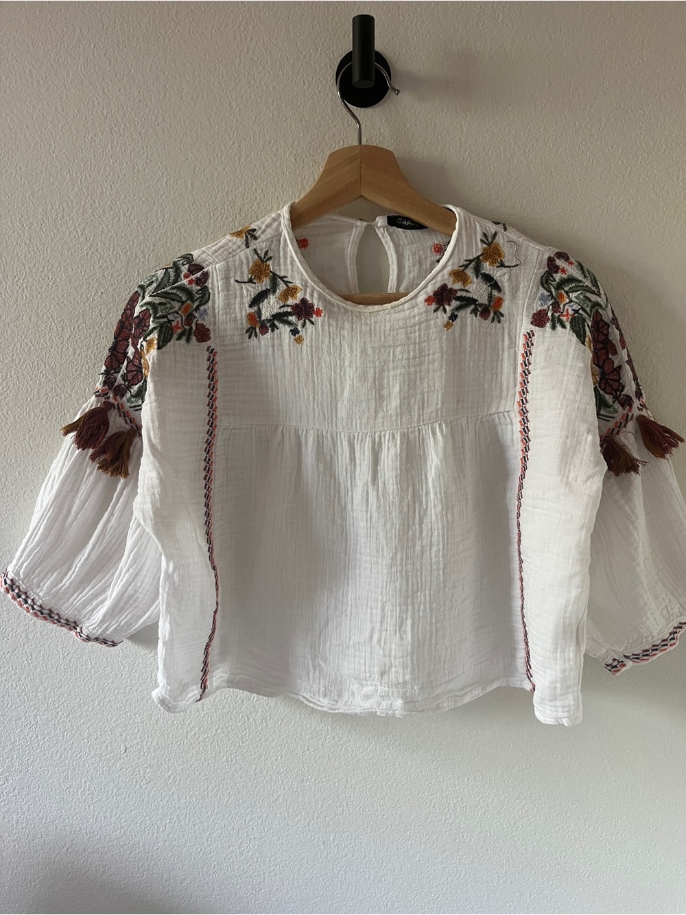 Haute Rogue Embroidered White Peasant Blouse with Floral Accents
